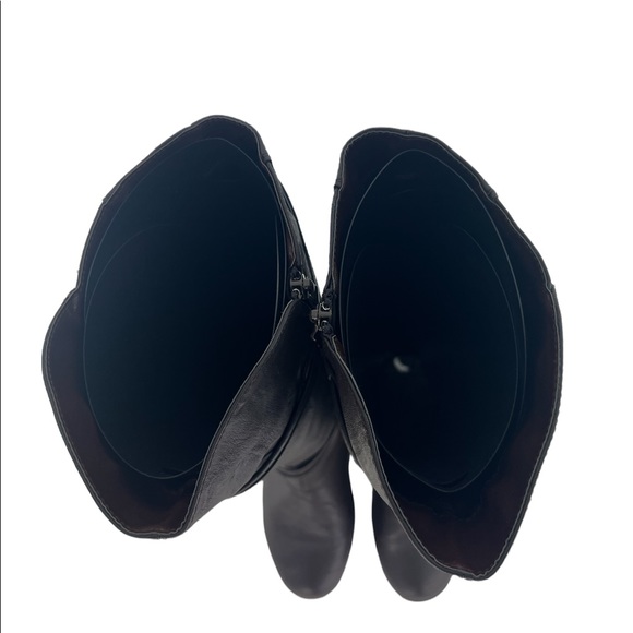 Journey Collection Harley Women's Knee-High Boots - Picture 4 of 8